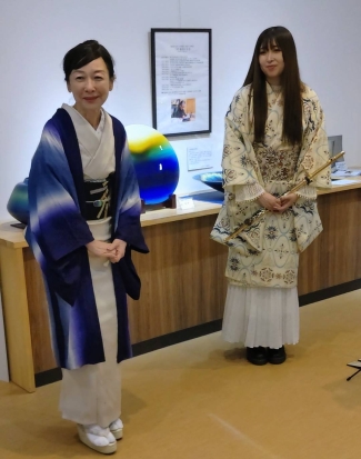 ⑦上絵について 【石川県陶芸協会展】 あべのハルカス近鉄本店 タワー館11 階美術画廊・アートギャラリーにて