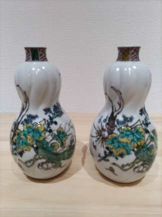 『初代　德田八十吉展』作品紹介「南画写意徳利一対」